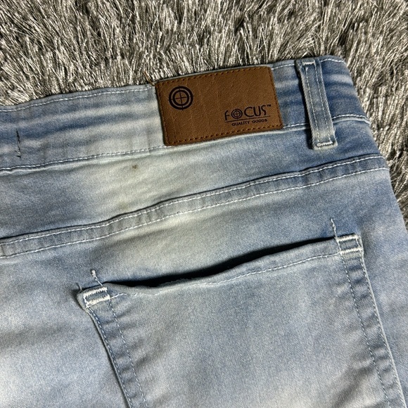 Mens focus light wash jeans - Picture 12 of 13